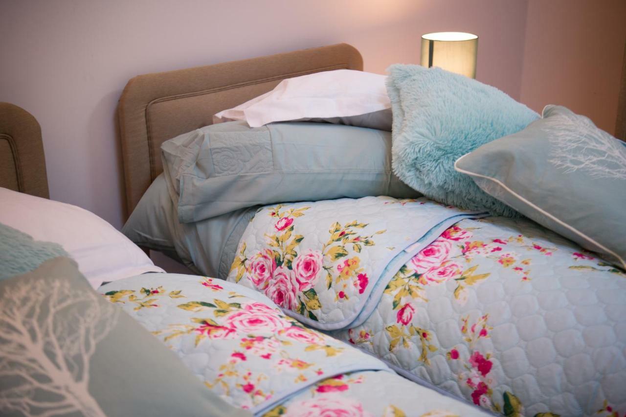 Y Grange Bed & Breakfast Llanfihangel-y-Creuddyn Luaran gambar