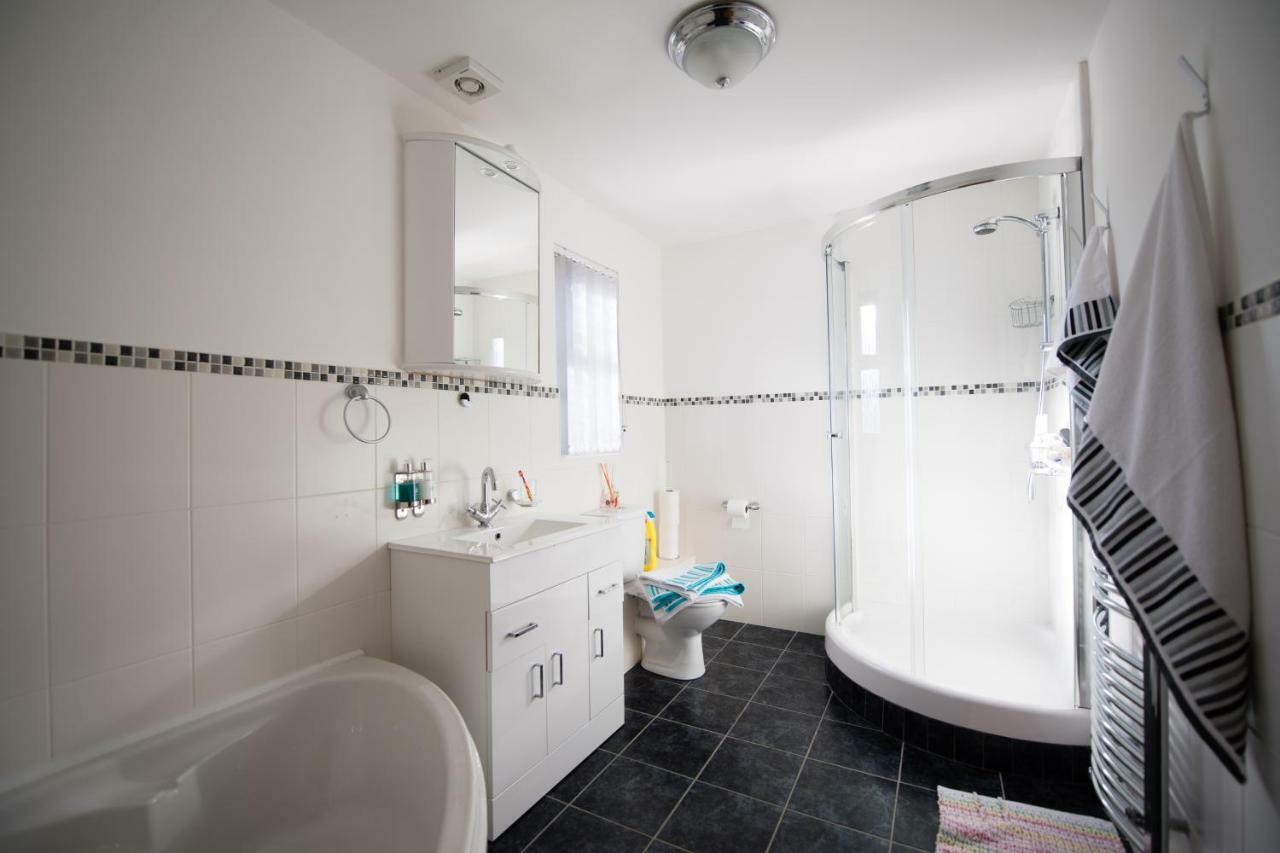Y Grange Bed & Breakfast Llanfihangel-y-Creuddyn Luaran gambar