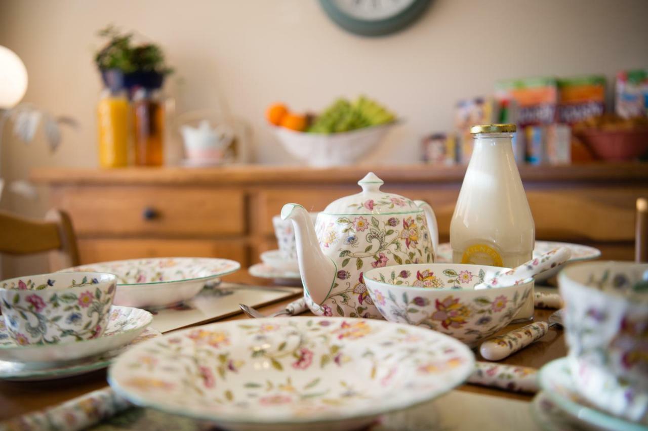 Y Grange Bed & Breakfast Llanfihangel-y-Creuddyn Luaran gambar